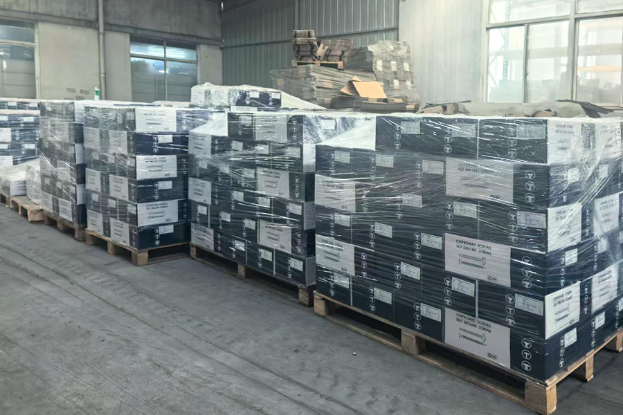 প্যাকেজিং এবং গুদামজাতকরণ